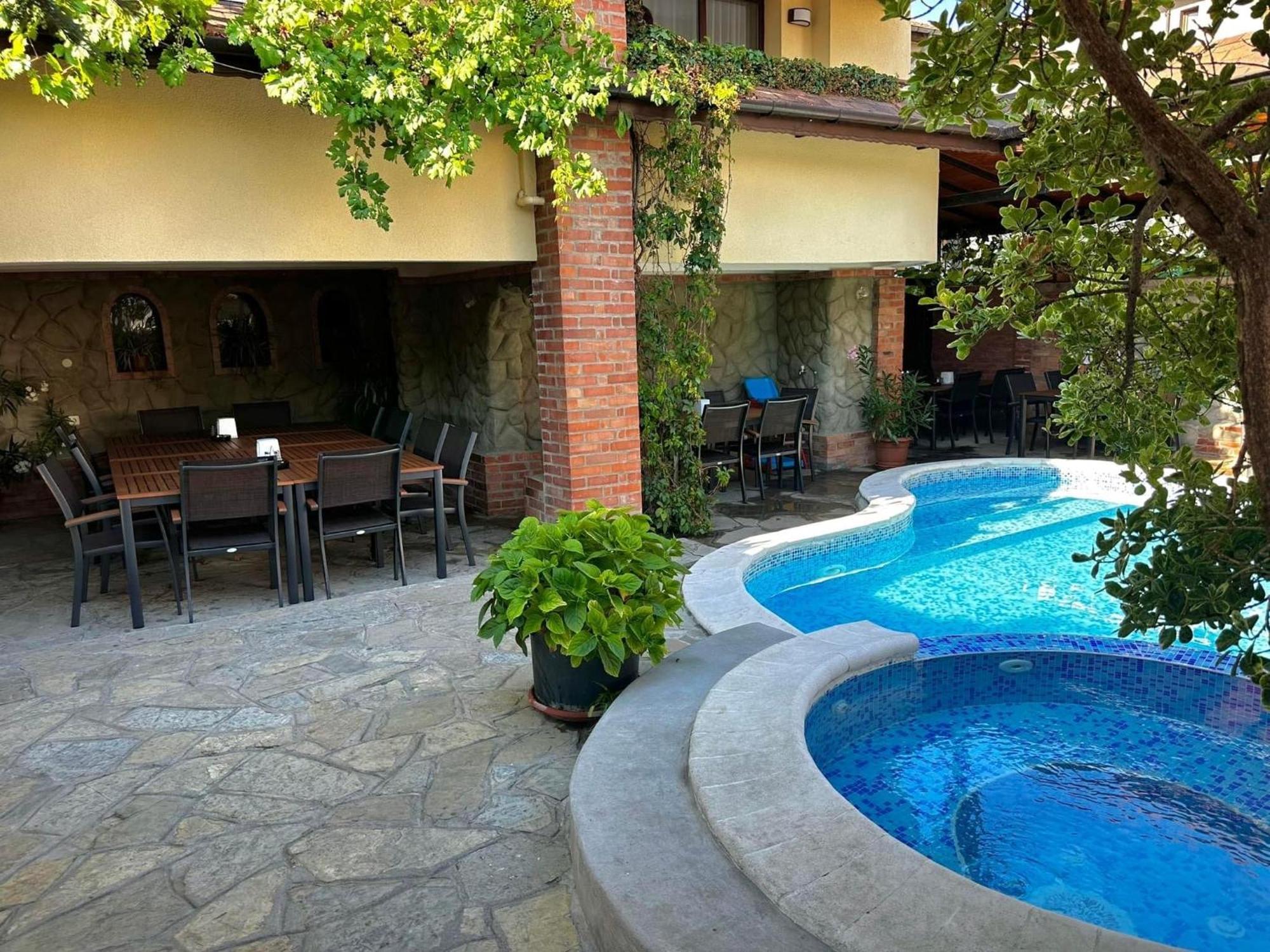 Hotel Хотел М1 Primorsko Exterior foto